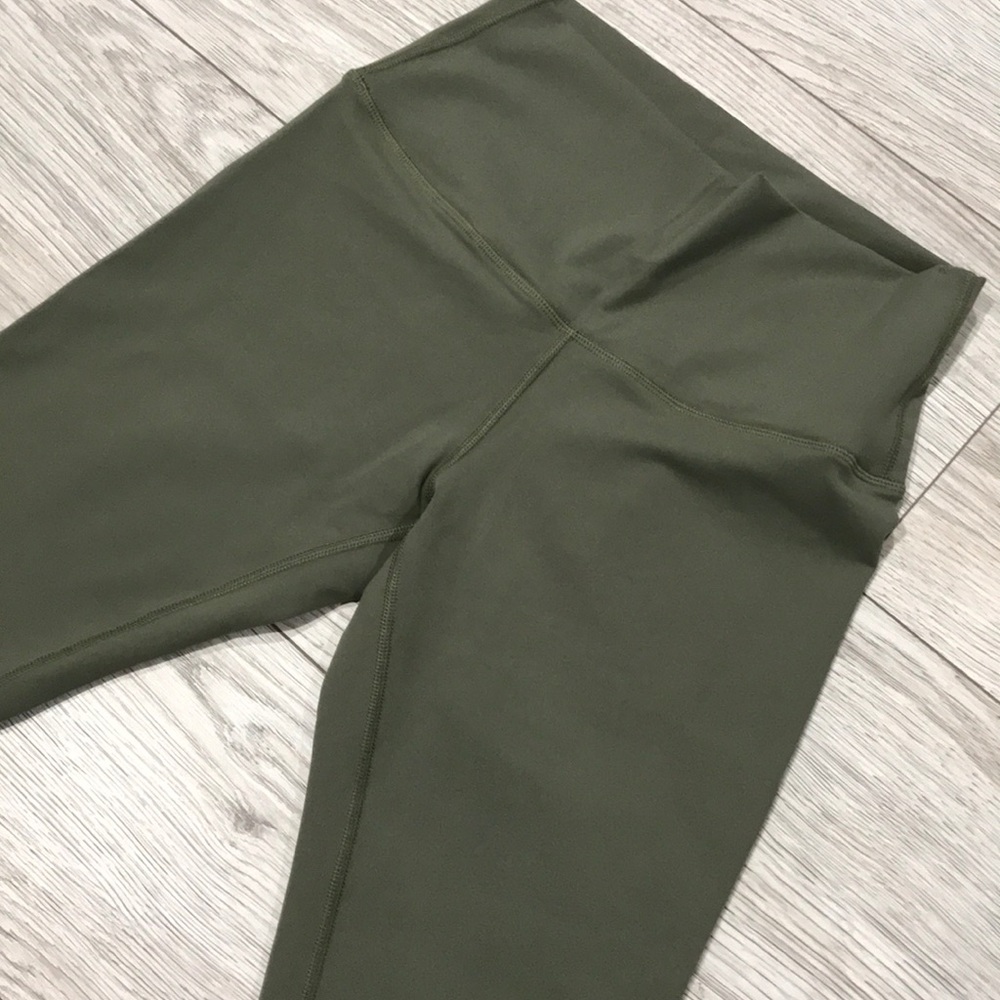 LuluLemon Leggings Workout Women Size 8 Align 2 - Picture 5 of 6